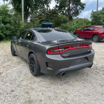 More photos of 2017 Dodge Charger R/T at Indy Auto Man - Indianapolis, IN