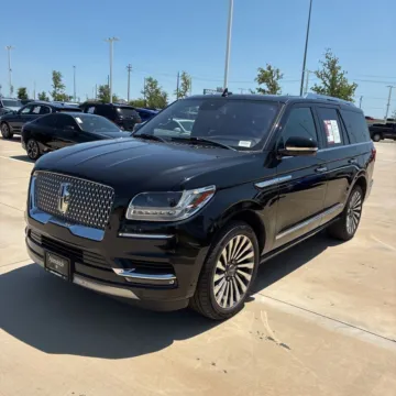 Photos of 2019 Lincoln Navigator Reserve for sale in Indianapolis, IN at Indy Auto Man - Indianapolis