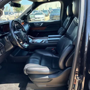 More photos of 2019 Lincoln Navigator Reserve at Indy Auto Man - Indianapolis, IN