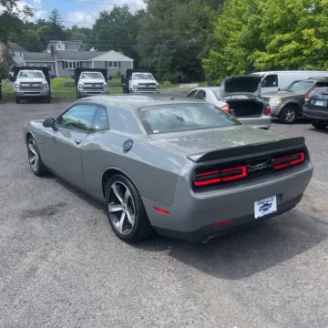 More photos of 2018 Dodge Challenger R/T Shaker at Indy Auto Man - Indianapolis, IN