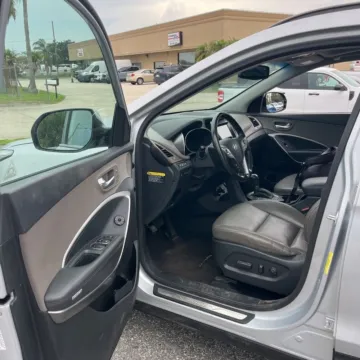 More photos of 2019 Hyundai Santa Fe XL Limited at Indy Auto Man - Indianapolis, IN
