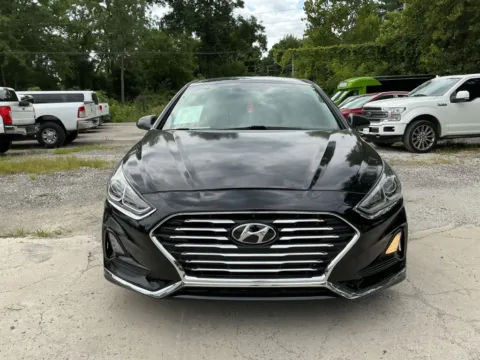 Photos of 2018 Hyundai Sonata SE for sale in Indianapolis, IN at Indy Auto Man - Indianapolis