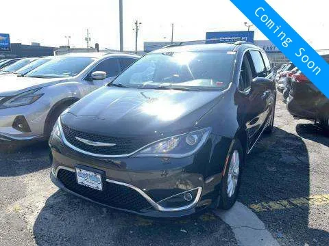 2017 Chrysler Pacifica Touring L for sale in Indianapolis, IN
