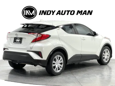 More photos of 2021 Toyota C-HR LE at Indy Auto Man - Indianapolis, IN