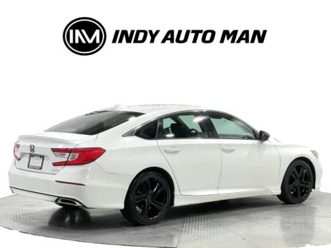 More photos of 2019 Honda Accord Sport at Indy Auto Man - Indianapolis, IN