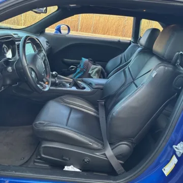 More photos of 2018 Dodge Challenger 392 Hemi Scat Pack Shaker at Indy Auto Man - Indianapolis, IN