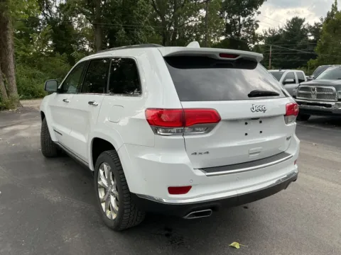 More photos of 2021 Jeep Grand Cherokee Summit at Indy Auto Man - Indianapolis, IN