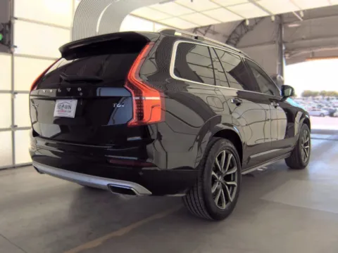 Another view of 2019 Volvo XC90 T6 Momentum for sale in Indianapolis, IN at Indy Auto Man - Indianapolis