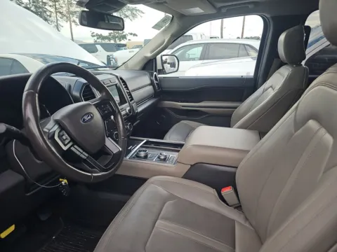 More photos of 2018 Ford Expedition Max Limited at Indy Auto Man - Indianapolis, IN