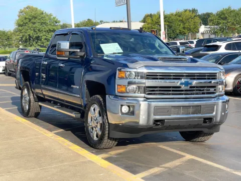 Photos of 2019 Chevrolet Silverado 2500 HD LTZ for sale in Indianapolis, IN at Indy Auto Man - Indianapolis
