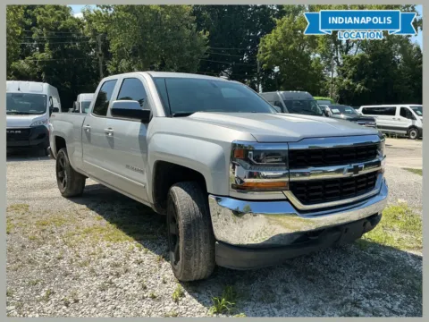 Silver 2018 Chevrolet Silverado 1500 LT LT1 for sale in Indianapolis, IN