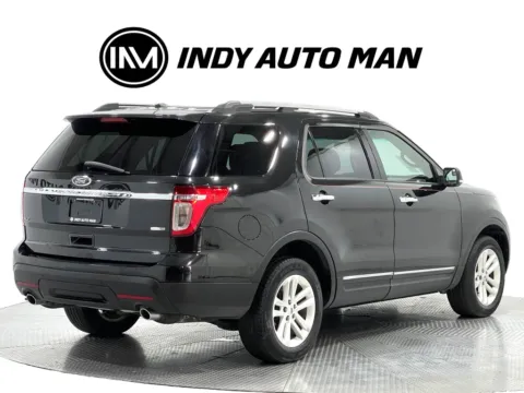 More photos of 2015 Ford Explorer XLT at Indy Auto Man - Indianapolis, IN