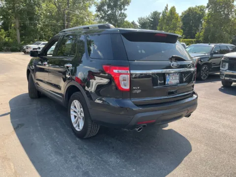 More photos of 2015 Ford Explorer XLT at Indy Auto Man - Indianapolis, IN