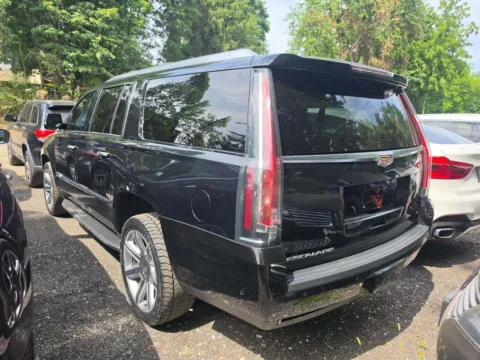 More photos of 2018 Cadillac Escalade ESV Luxury at Indy Auto Man - Indianapolis, IN