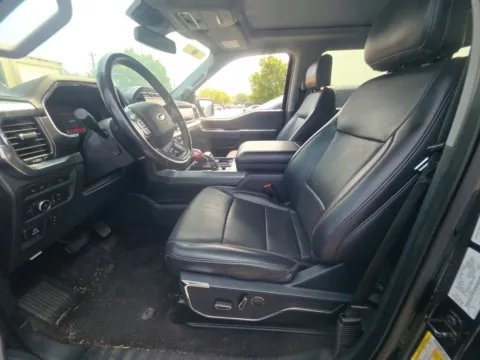 More photos of 2021 Ford F-150 Lariat at Indy Auto Man - Indianapolis, IN