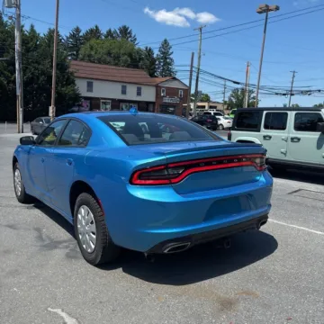 More photos of 2016 Dodge Charger SXT at Indy Auto Man - Indianapolis, IN