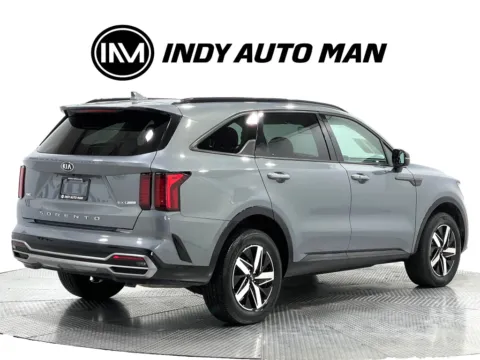 More photos of 2021 Kia Sorento EX at Indy Auto Man - Indianapolis, IN