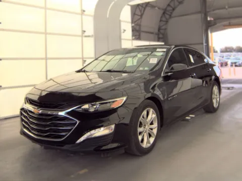 Photos of 2020 Chevrolet Malibu LT for sale in Indianapolis, IN at Indy Auto Man - Indianapolis