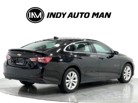 More photos of 2020 Chevrolet Malibu LT at Indy Auto Man - Indianapolis, IN