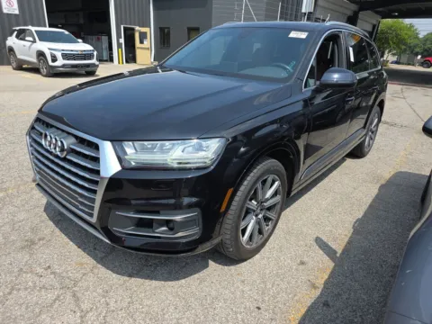 Photos of 2019 Audi Q7 55 Premium Plus quattro for sale in Indianapolis, IN at Indy Auto Man - Indianapolis