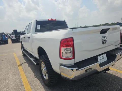 More photos of 2021 Ram 2500 Tradesman at Indy Auto Man - Indianapolis, IN