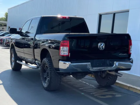 More photos of 2021 Ram 2500 Tradesman at Indy Auto Man - Indianapolis, IN