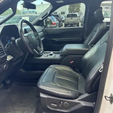 More photos of 2019 Ford Expedition Limited at Indy Auto Man - Indianapolis, IN