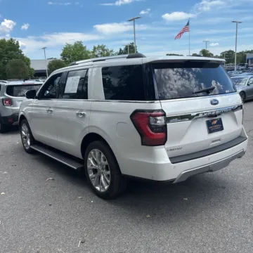 More photos of 2019 Ford Expedition Limited at Indy Auto Man - Indianapolis, IN