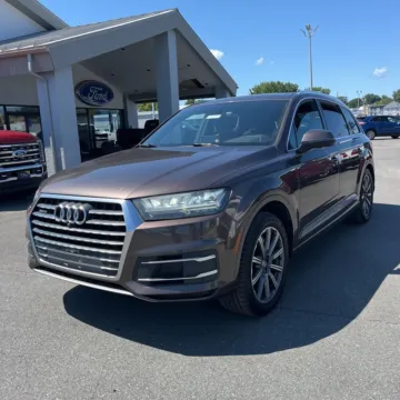 Photos of 2017 Audi Q7 3.0T Prestige quattro for sale in Indianapolis, IN at Indy Auto Man - Indianapolis
