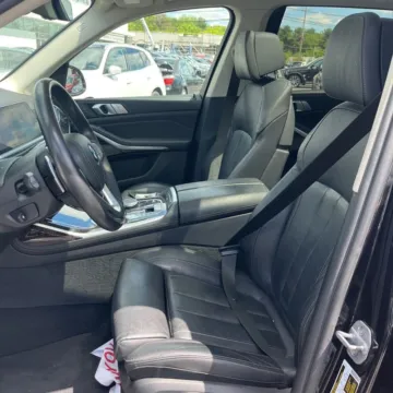 More photos of 2019 BMW X7 xDrive40i at Indy Auto Man - Indianapolis, IN