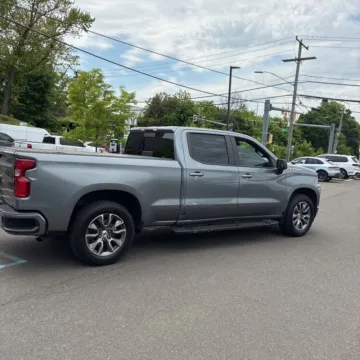 Photos of 2019 Chevrolet Silverado 1500 RST for sale in Indianapolis, IN at Indy Auto Man - Indianapolis