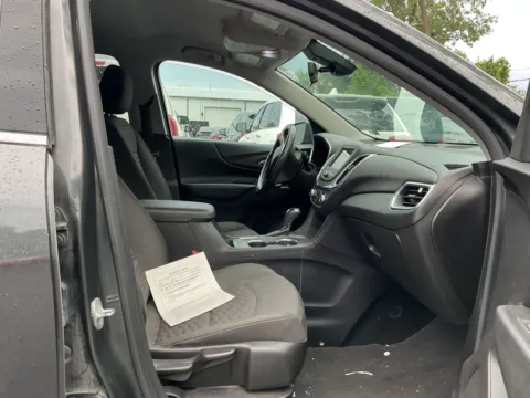 More photos of 2019 Chevrolet Equinox LT at Indy Auto Man - Indianapolis, IN