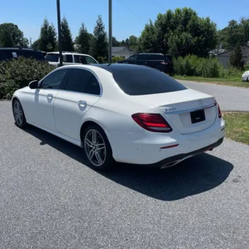 More photos of 2019 Mercedes-Benz E-Class E 300 4MATIC at Indy Auto Man - Indianapolis, IN