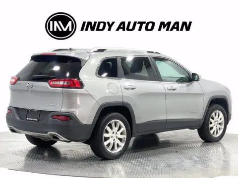 More photos of 2016 Jeep Cherokee Limited at Indy Auto Man - Indianapolis, IN