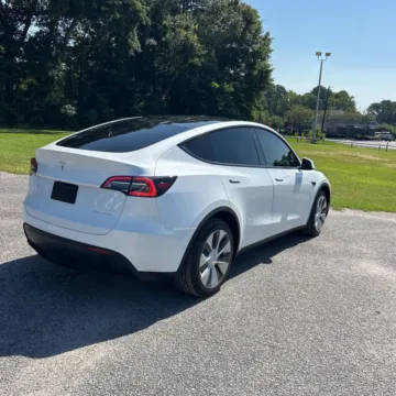 Another view of 2021 Tesla Model Y Long Range for sale in Indianapolis, IN at Indy Auto Man - Indianapolis