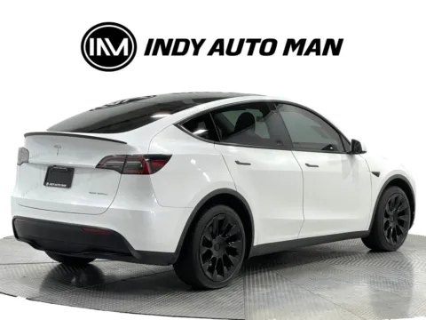 More photos of 2023 Tesla Model Y Long Range at Indy Auto Man - Indianapolis, IN