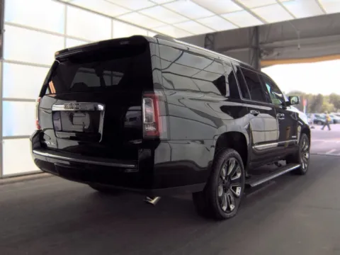 Another view of 2020 GMC Yukon XL Denali for sale in Indianapolis, IN at Indy Auto Man - Indianapolis