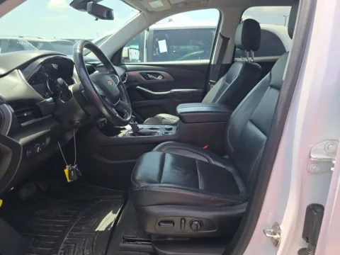 More photos of 2021 Chevrolet Traverse Premier at Indy Auto Man - Indianapolis, IN