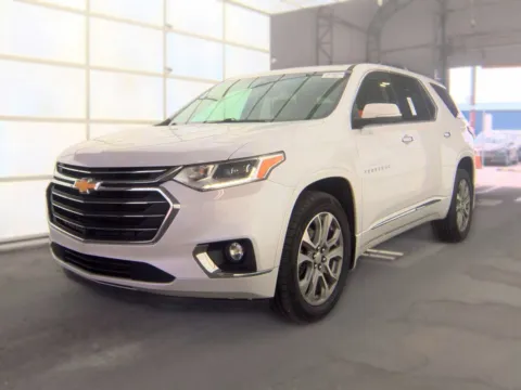 Photos of 2021 Chevrolet Traverse Premier for sale in Indianapolis, IN at Indy Auto Man - Indianapolis