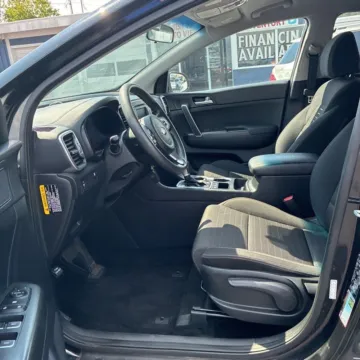 More photos of 2018 Kia Sportage LX at Indy Auto Man - Indianapolis, IN