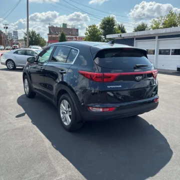 More photos of 2018 Kia Sportage LX at Indy Auto Man - Indianapolis, IN