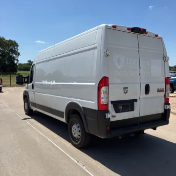 More photos of 2022 Ram ProMaster 2500 High Roof at Indy Auto Man - Indianapolis, IN
