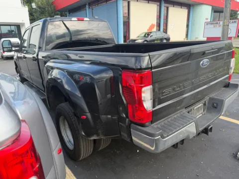 More photos of 2021 Ford F-350SD XL at Indy Auto Man - Indianapolis, IN