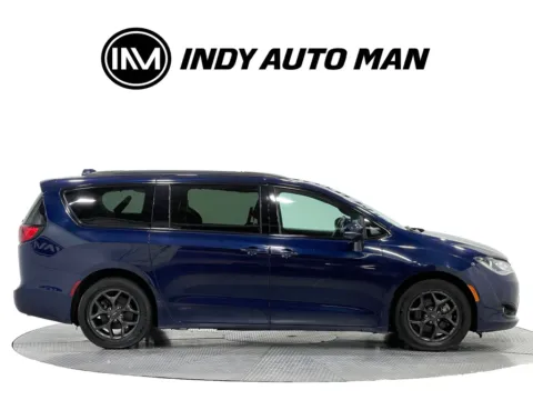 Another view of 2020 Chrysler Pacifica Limited for sale in Indianapolis, IN at Indy Auto Man - Indianapolis