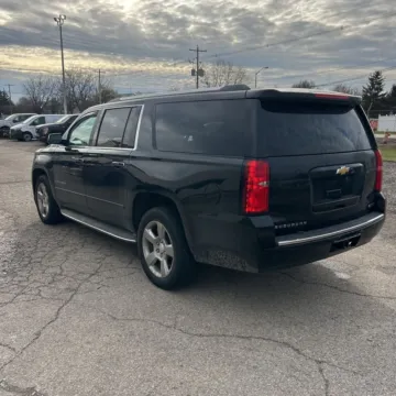 More photos of 2018 Chevrolet Suburban Premier at Indy Auto Man - Indianapolis, IN