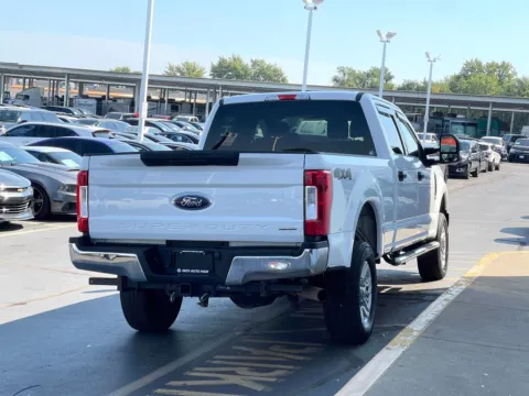 Another view of 2017 Ford F-250SD XLT for sale in Indianapolis, IN at Indy Auto Man - Indianapolis
