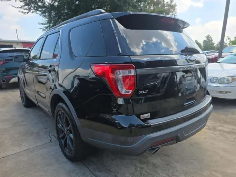 Another view of 2018 Ford Explorer XLT for sale in Indianapolis, IN at Indy Auto Man - Indianapolis
