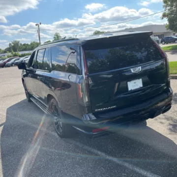 More photos of 2022 Cadillac Escalade ESV Sport Platinum at Indy Auto Man - Indianapolis, IN