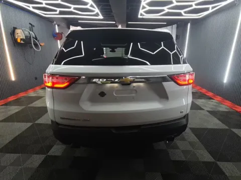 More photos of 2018 Chevrolet Traverse 3LT at Indy Auto Man - Indianapolis, IN