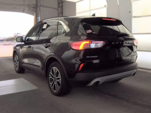 More photos of 2020 Ford Escape SEL at Indy Auto Man - Indianapolis, IN